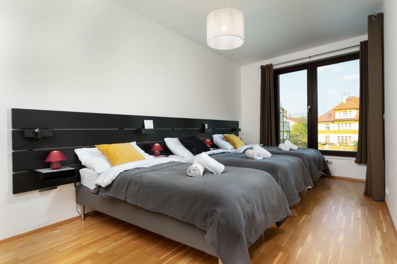 Prague Days - Family 2Bdr Apt - Garage Parking - Balcony 外观 照片